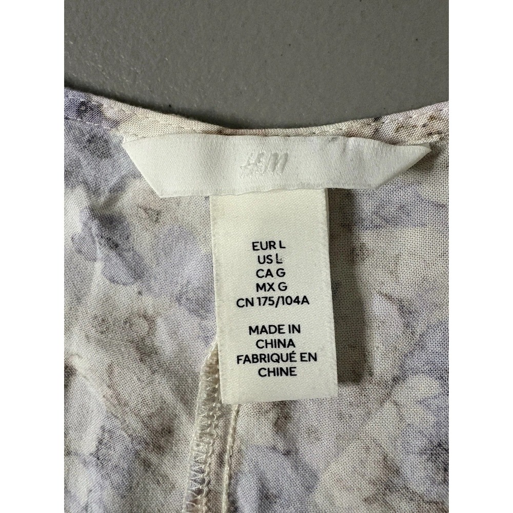 H&M Cottagecore Floral Dress Size Large Lavender Pastel Buttons Flowy Romantic - Picture 3 of 8